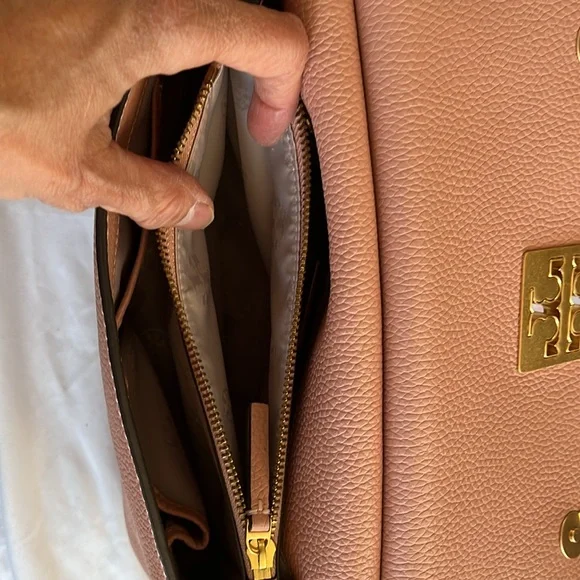 NWT TORY BURCH BRITTEN FLAP SHOULDER BAG IN PINK MOON, SOFT PEBBLED LEATHER